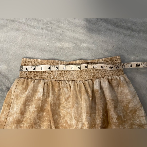 April Kiss Size L Smocked Waist Tiered Ruffle Tan Cream Tie Dye Mini Skirt - Picture 7 of 10